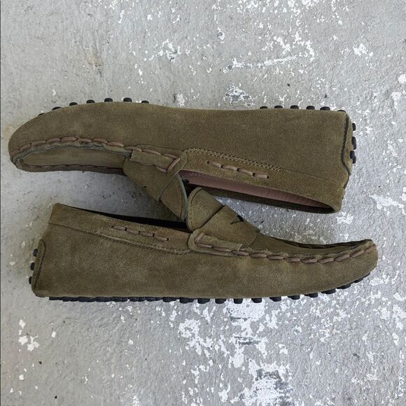 Tod’s Gommino driving suede loafers main image 6
